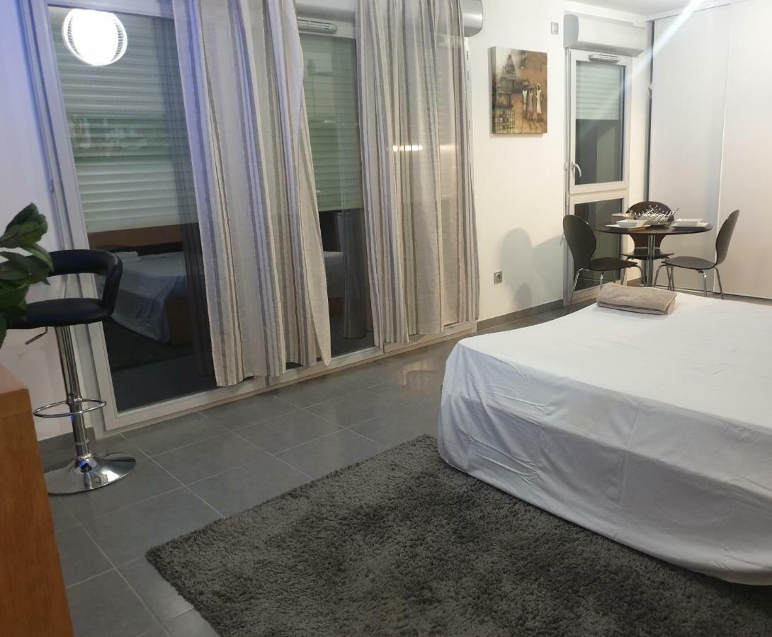 Chaleureux Studio Toulouse Bagian luar foto